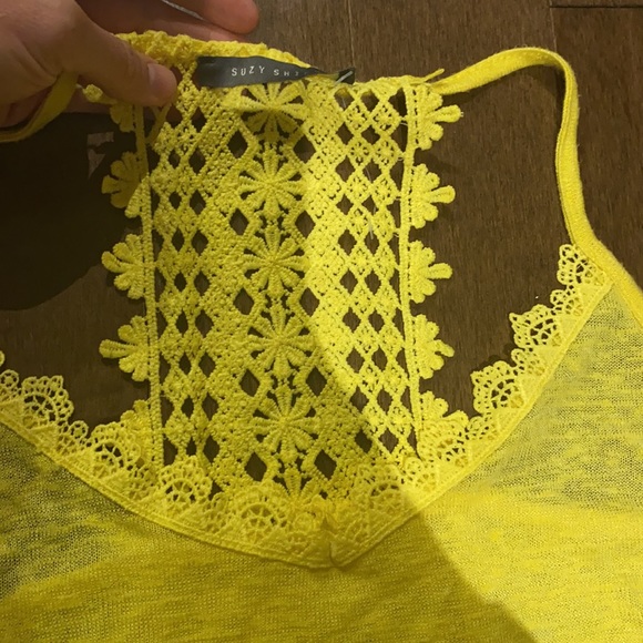 Light yellow tank for the summer - Picture 2 of 3